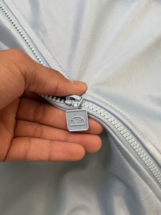 Bluza ellesse albastra