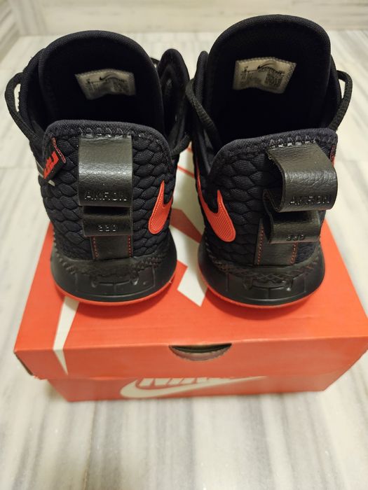 Мъжки маратонки Nike, 42,5 номер, 110 лв.