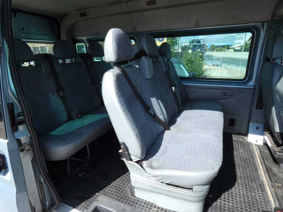 Ford Transit 8+1 locuri
