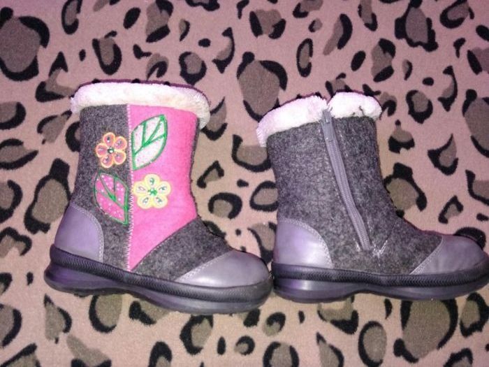 продам детскую одежду