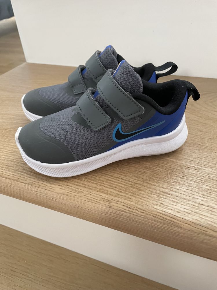 Sneakers Nike copii 23.5