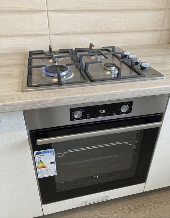 Instalare oglinda baie. Montaj corpuri iluminat. Montaj paravan cada