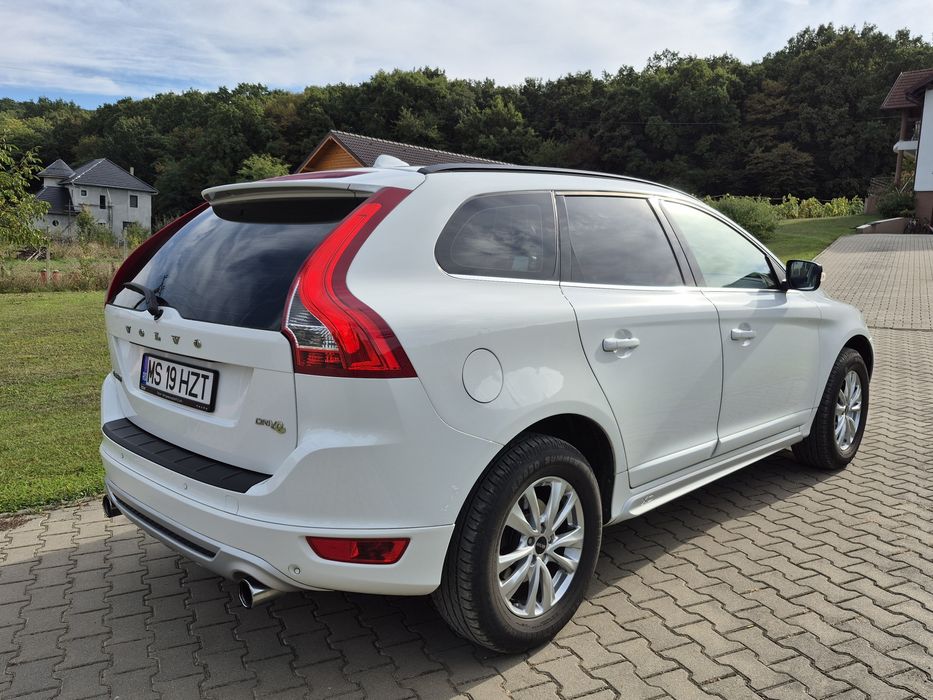 Volvo XC 60 R-Design 2.0 Drive 2011