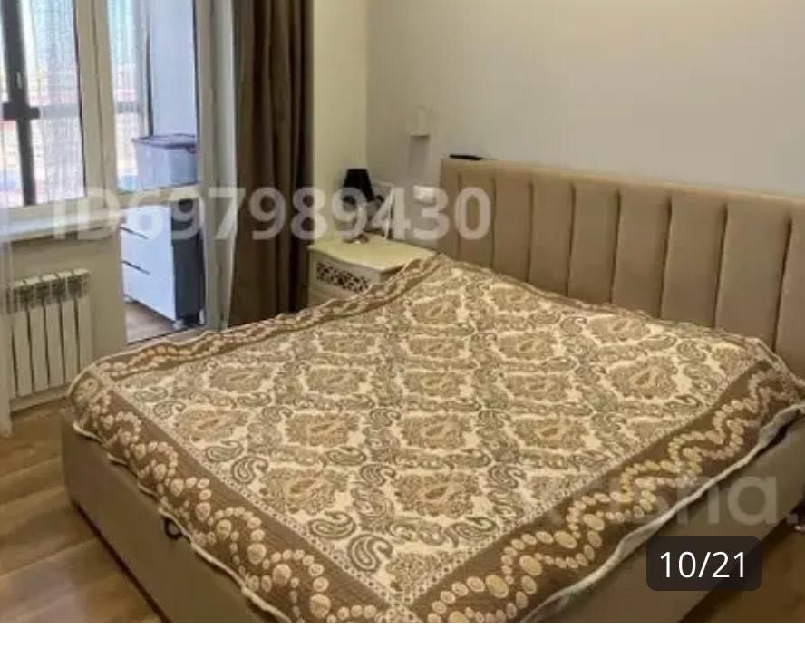 Срочно продается двуспальная кровать с матрасом