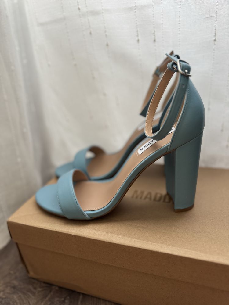 Токчета сандали на ток високи обувки в небесни синьо сини Steve madden