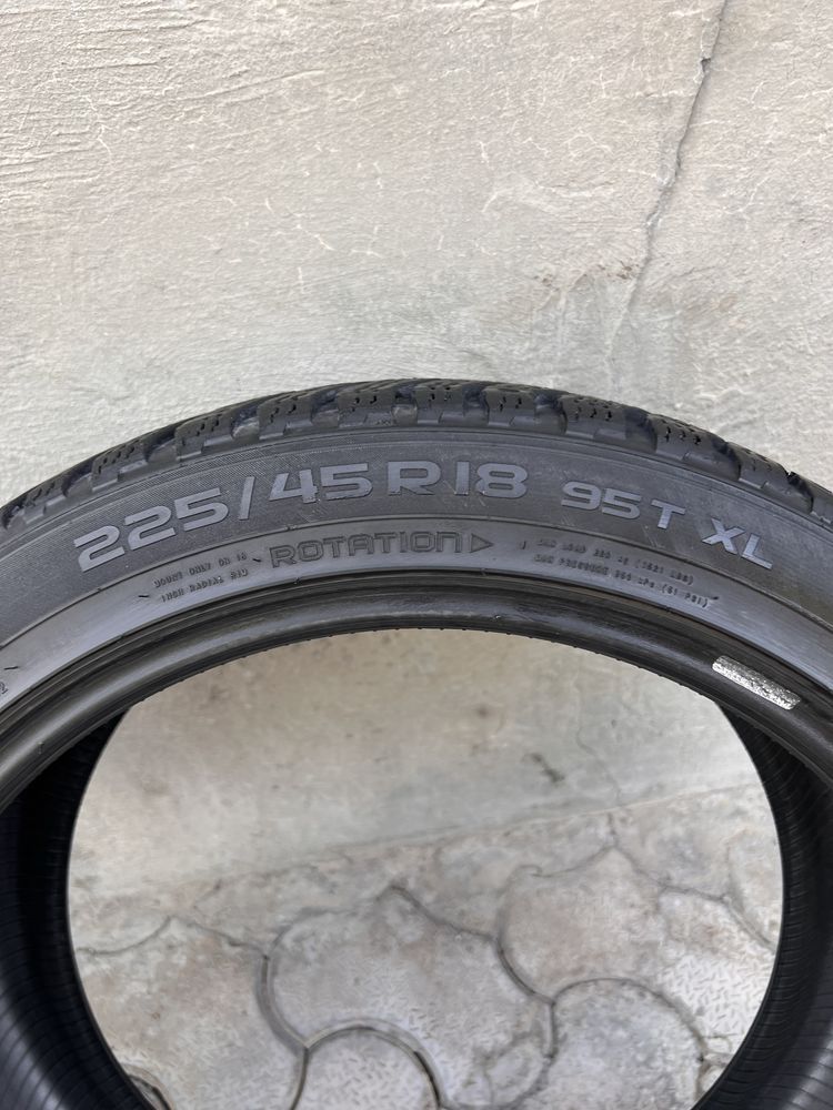 Продам шины 225/45/18