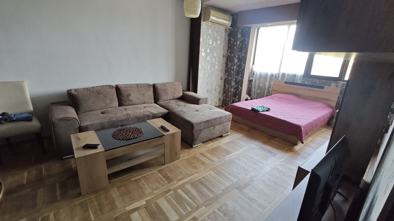 Дава се под наем Едностаен апартамент в София, Витоша - 48 кв.м за 331.5 € - Снимка #2
