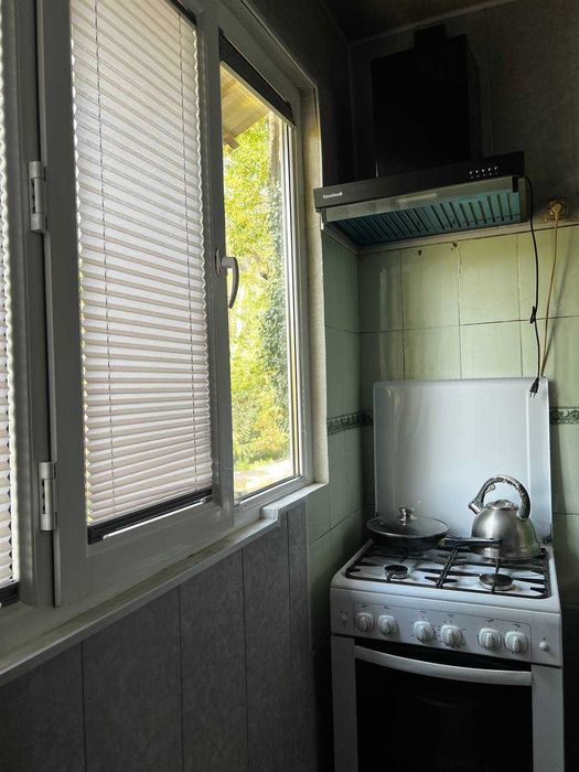 СРОЧНО !!! Продается квартира в Яшнабаде 1/2/4 (33 кв/м) Авиасозлар 3