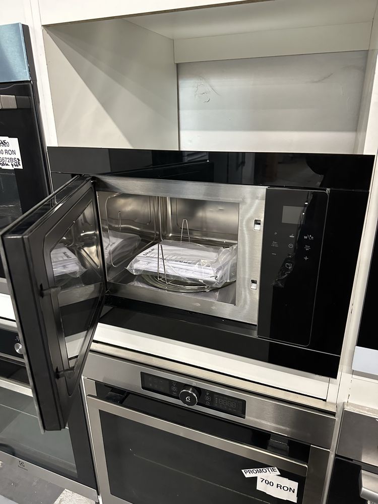Cuptor cu microunde si grill incorporabil SMEG FMI120B3