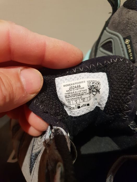 Incaltaminte de drumetie merell