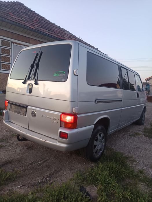 Vand caravelle 25 tdi 150 cp 9 locuri