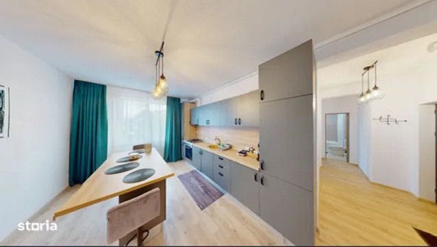 Vând Set draperii a câte două bucăți de 2,5 / 3m - dispun de 3 seturi