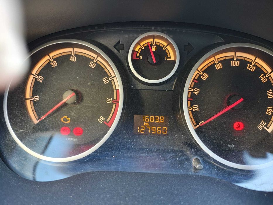 Vand Opel Corsa 2008 1,2i 85CP Clima