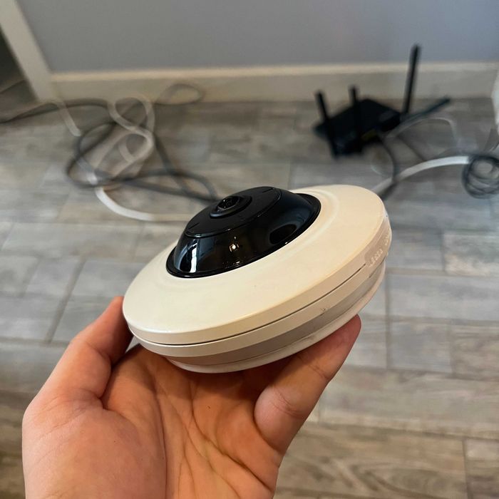 Камеры Hikvision, HiWatch + сетевой видеорегистратор и PoE-коммутатор