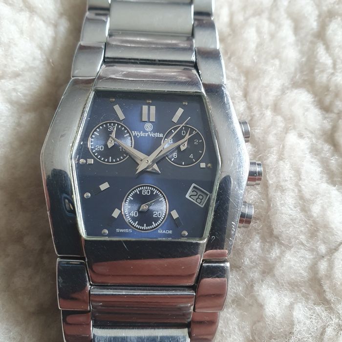 Продавам оригинални швейцарски часовници candino и wyler vesta k3153wр
