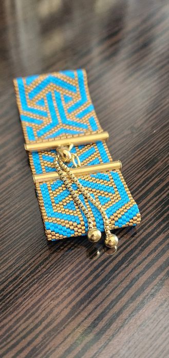 Украшения из бисера на заказ