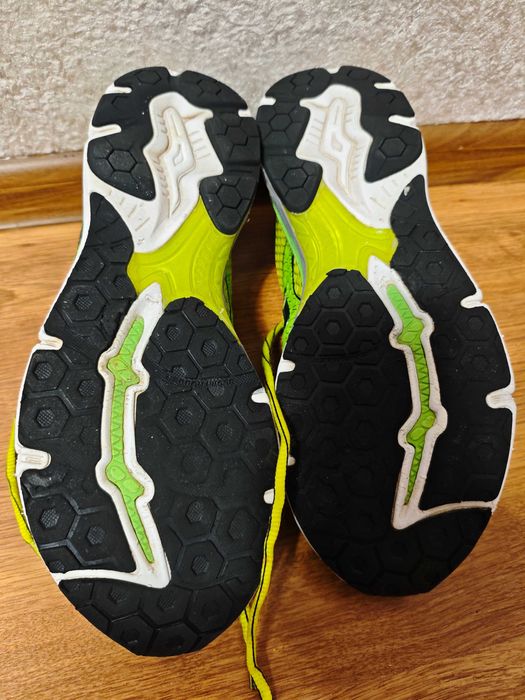 Маратонки Max Q номер 44,5