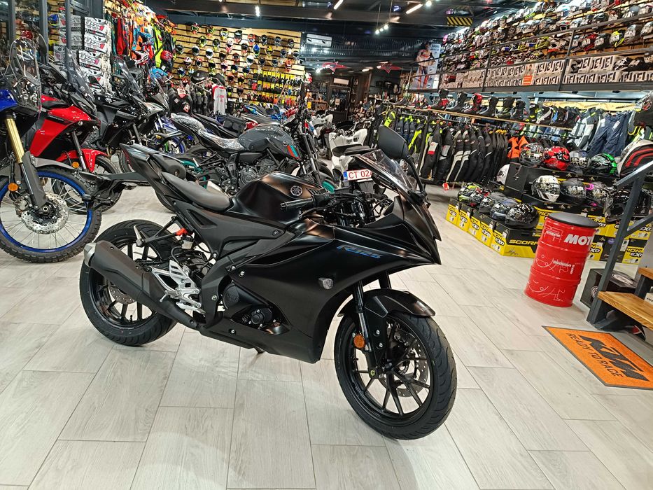 Yamaha YZF R125 model 2024 nou - livrare din stoc EST BIKE Campina