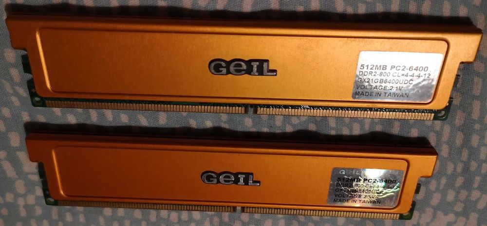 memorii PC DDR2 GEIL