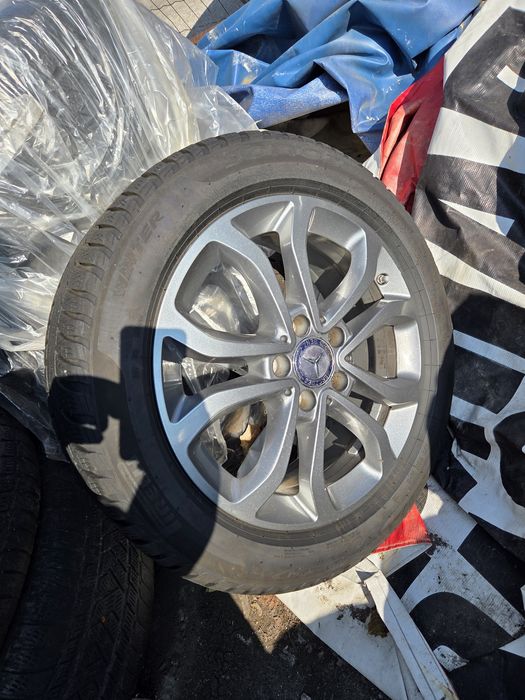 Гуми с джанти Mercedes w205