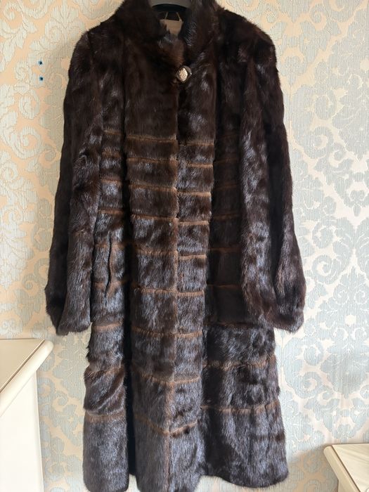 Отдам две шубы за 25тыс