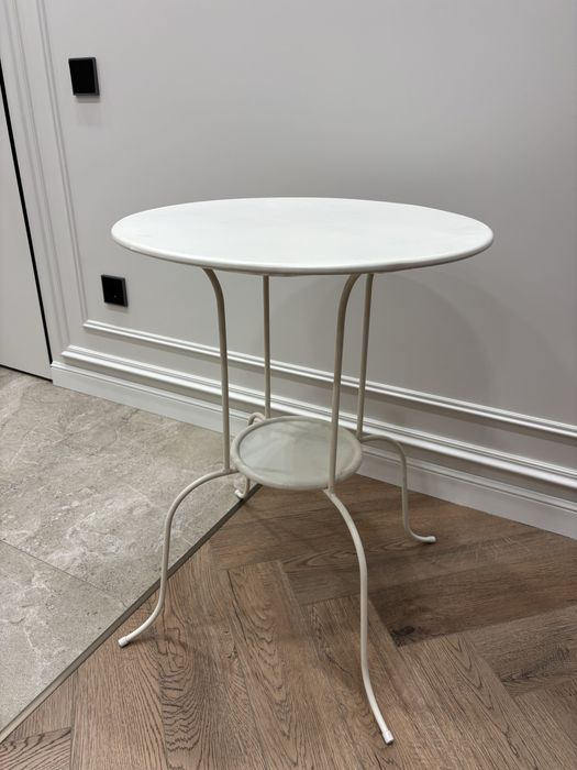 кофейный винтажный металлический столик IKEA