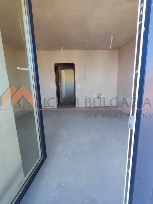 Продава се Двустаен апартамент в Варна, Виница - 75 кв.м за 1640 €/кв.м - Снимка #7