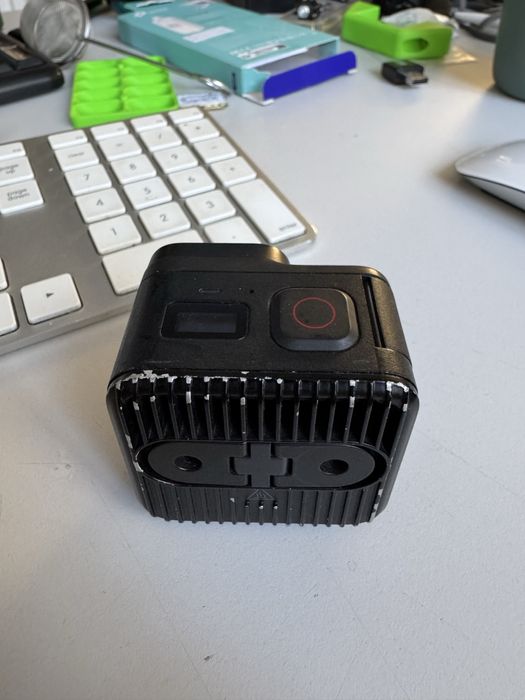 Продавам GoPro 11 mini