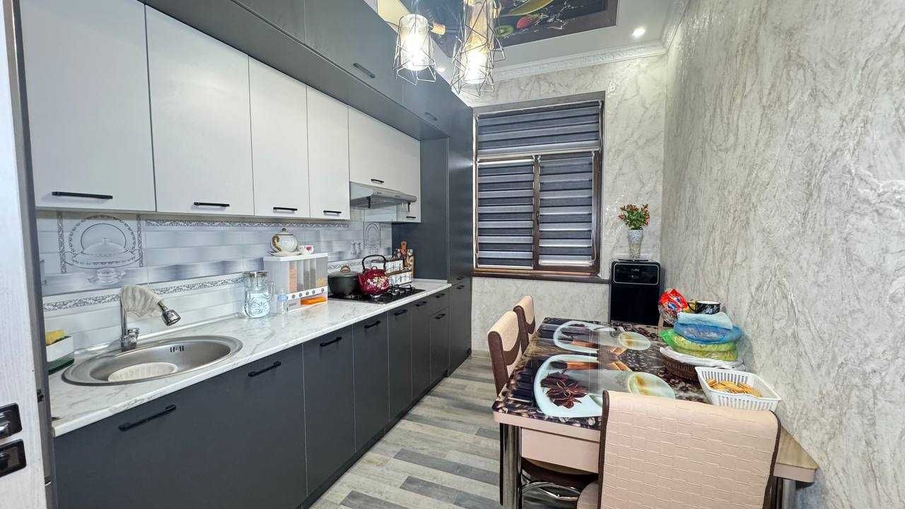 Маталка Капитал банк 3 хона евро ремонт квартира сотилади. ID: 1186