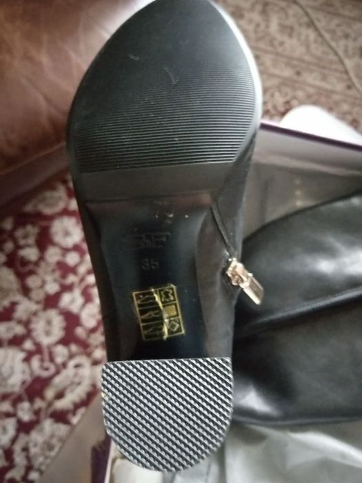 Сапоги новые Sacha Fabiani
