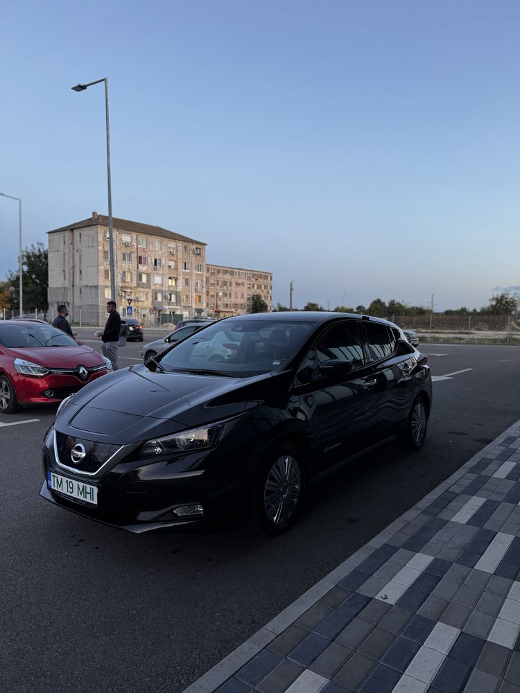 Nissan Leaf 2 Electric 40 kw