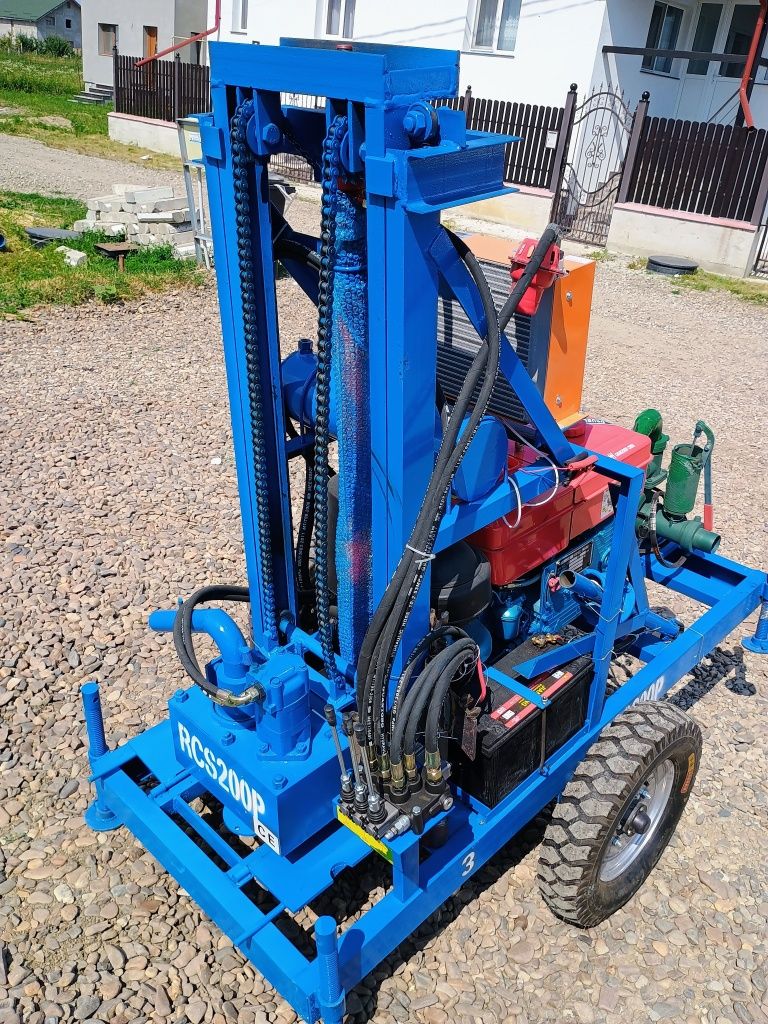 Utilaj de forat ,foraj,mașina de forat puțuri de apa,hidraulic,put apa