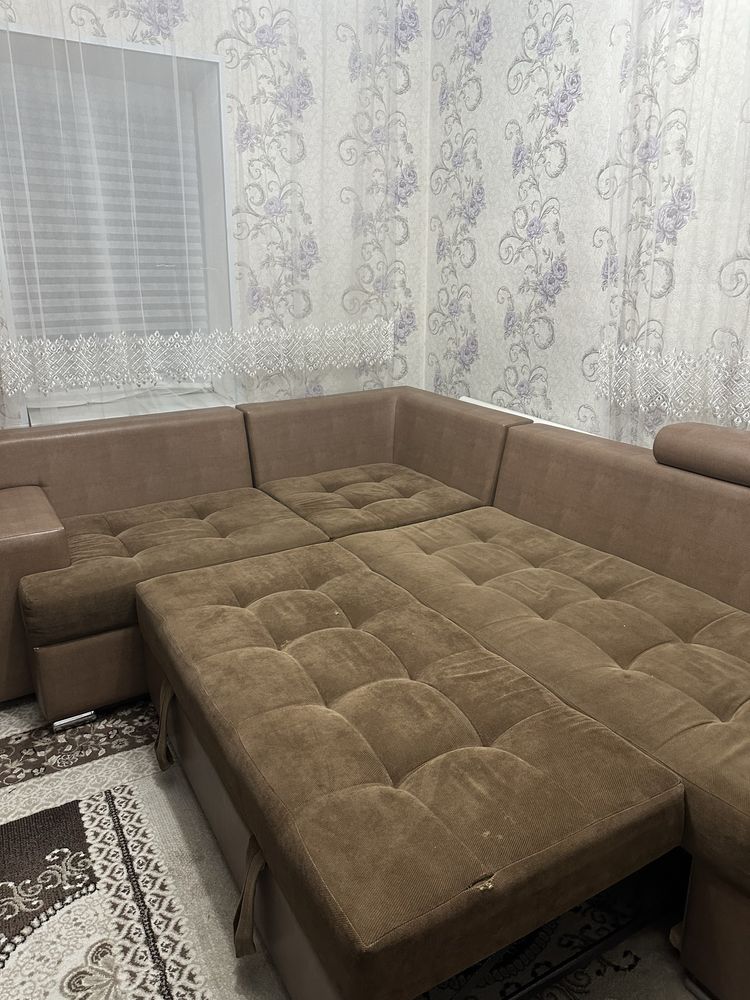 Продам угловой диван