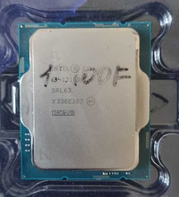 Процессор Intel i3 12100F