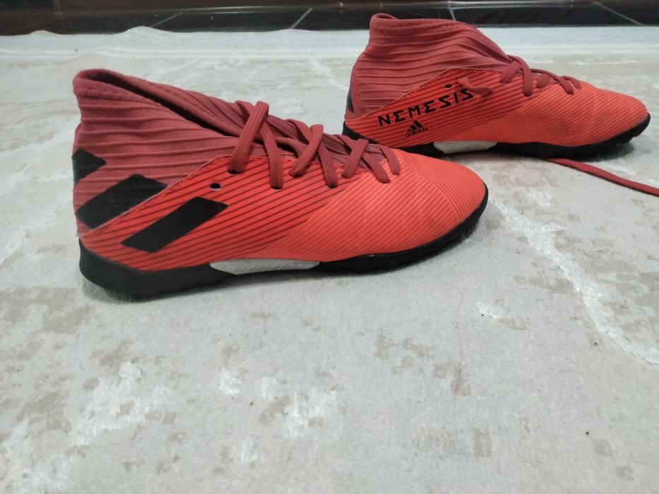 Футбольные сараканожки