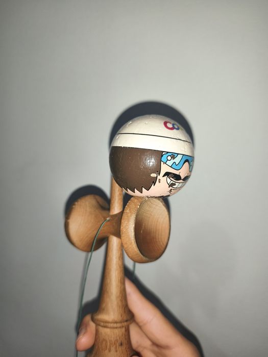 Kendama lorenzo folosită!!!