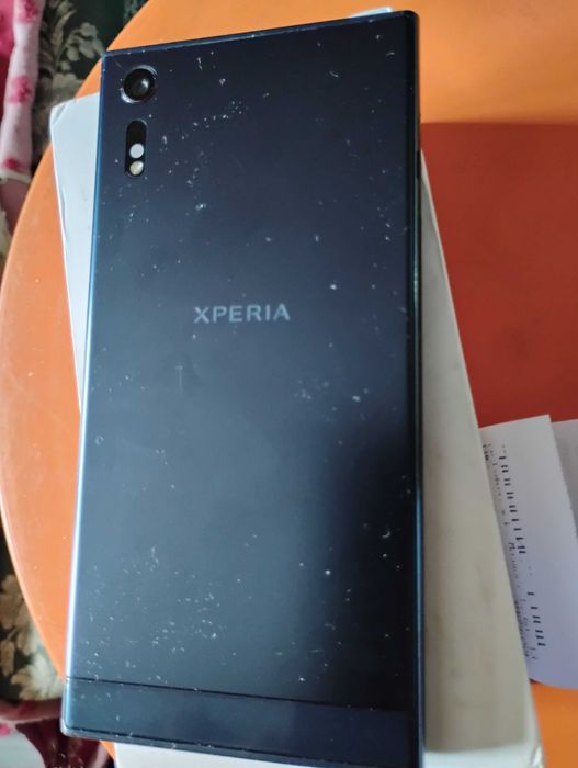 Телефон Sony Xperia XZ F8331 перфектен външен вид, за дребен ремонт
