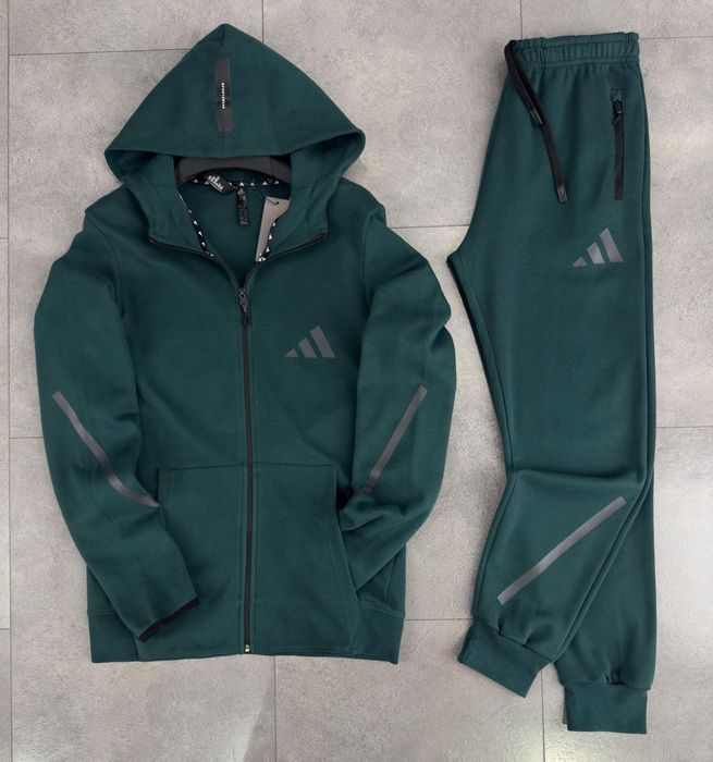 Нова колекция мъжки екипи Nike Tech Fleece