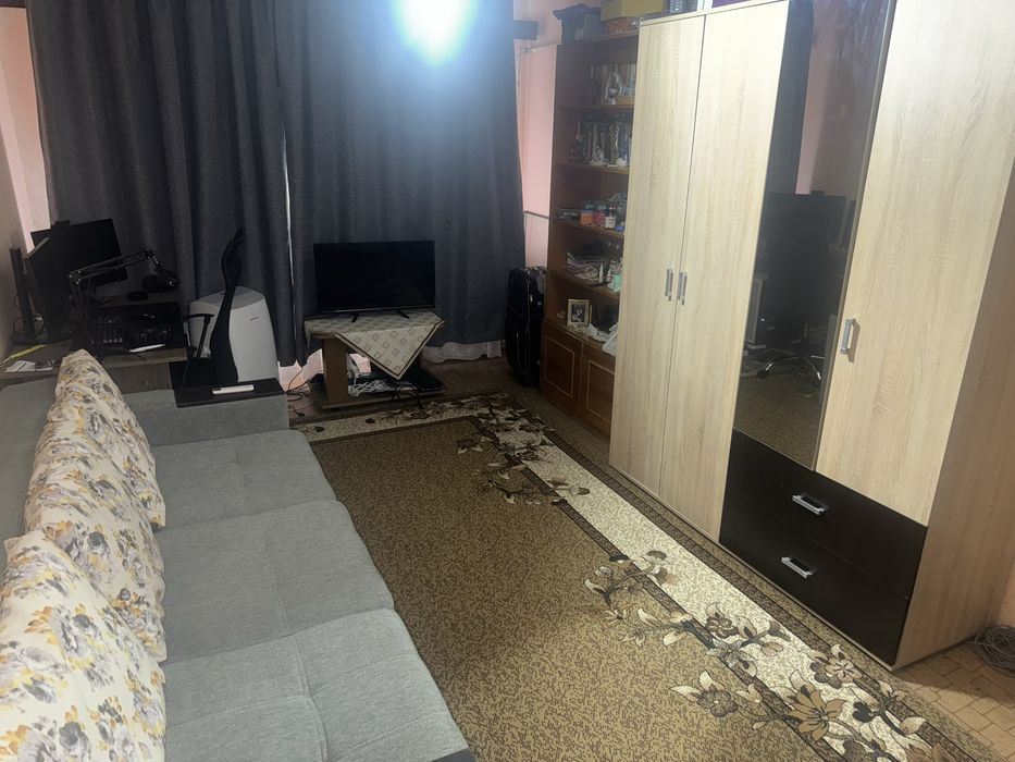 Vand apartament 2 camere