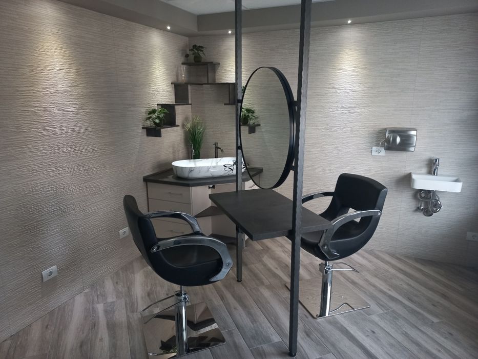 SALON frizerie manichiură pedichiură