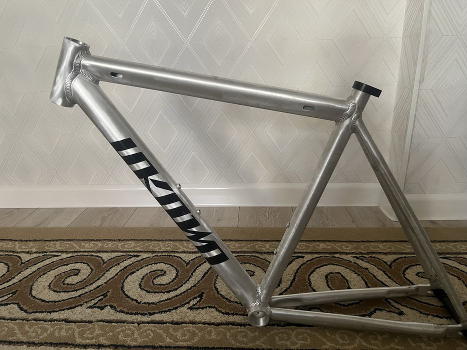 Unknown рама 48 размер