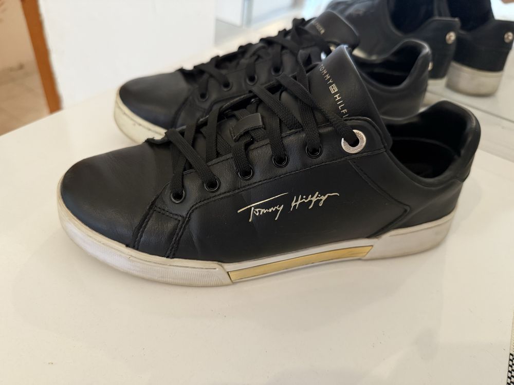 Дамски кецове Tommy Hilfiger