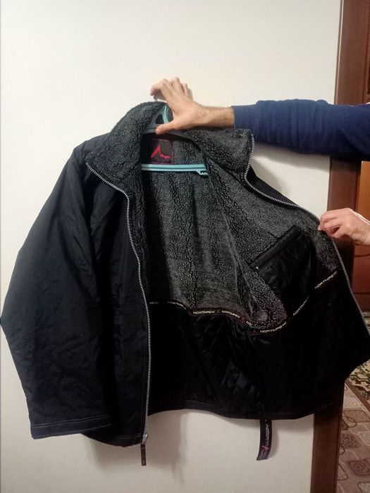 Продается зимняя куртка из США