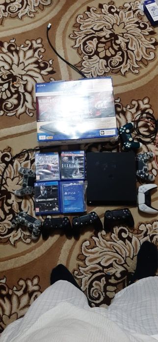 ps4 продам хорошее состояние