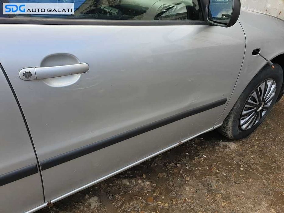 Usa Usi Portiera Portiere Dreapta Fata Dezechipata cu Defect Seat Leon 1M 1999 - 2006 Culoare LS7N