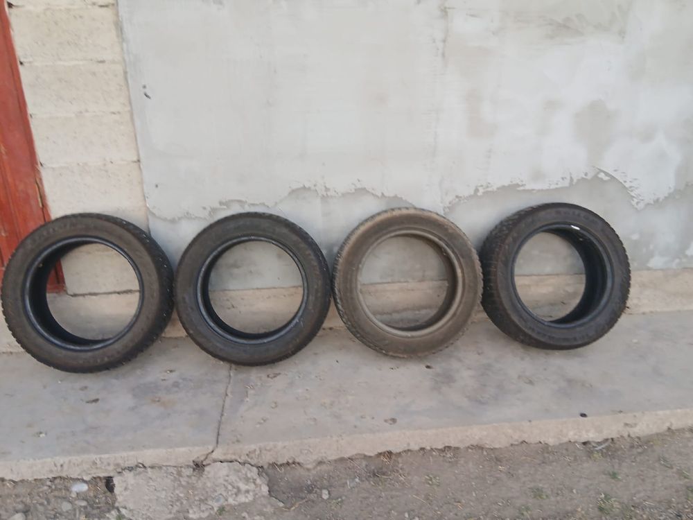 Б/у шины Қыстық дөңгелек Шины зимние шипованные 215/55 R16