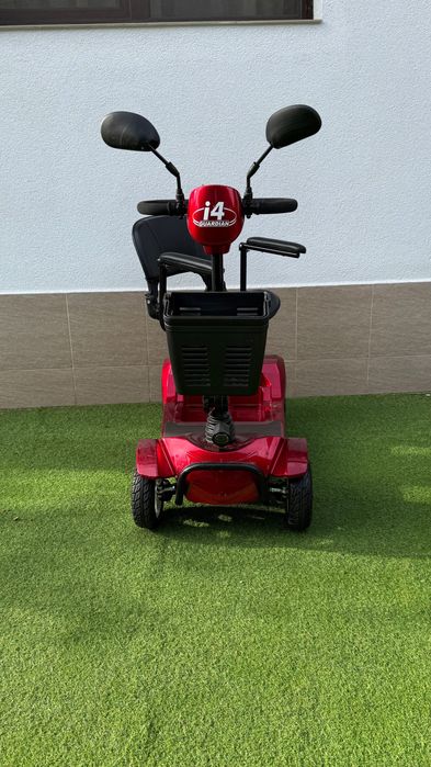 Продавам електрически скутер с 4 колела - Варна