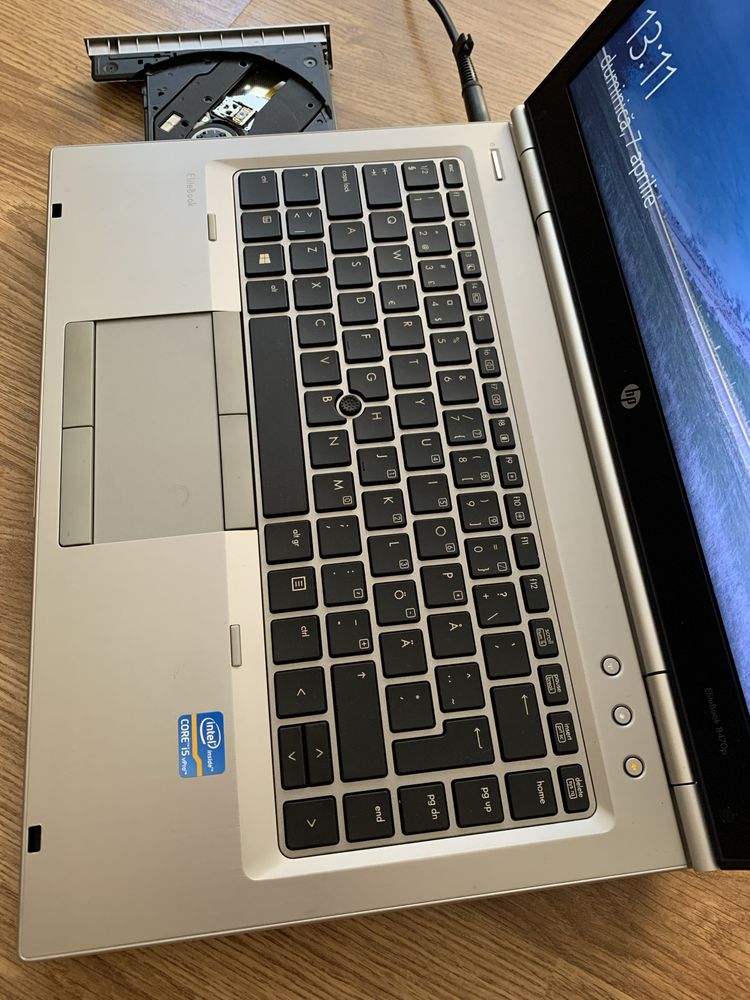 Laptop Hp EliteBook intel core i5,Wind 10,4gb ram ddr3,320gb memorie