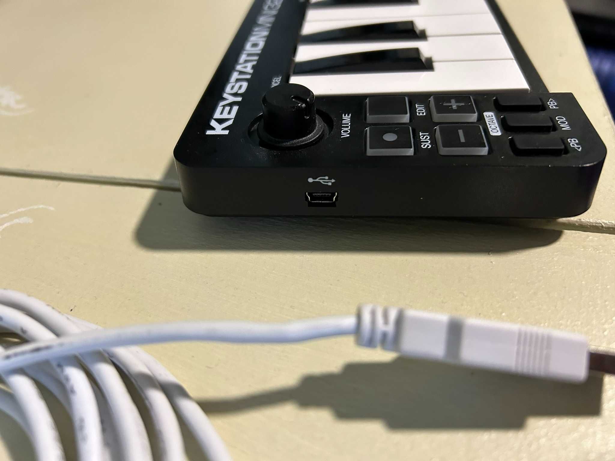 M-Audio Keystation Mini 32 MK3 Миди клавиатура