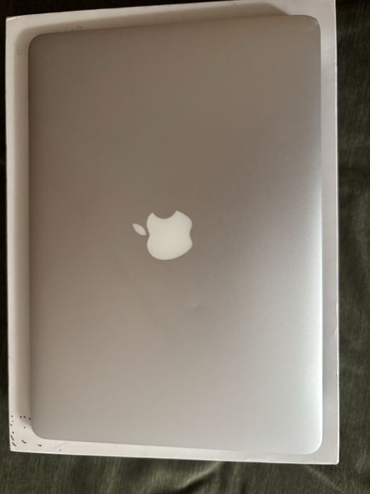 Vand macbook air 13 2017